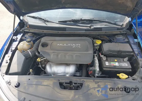 2015 Chrysler 200 Limited z USA, uszkodzony, nr VIN 1C3CCCAB1FN598394